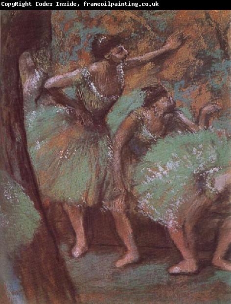 Edgar Degas ballerina wear green dress